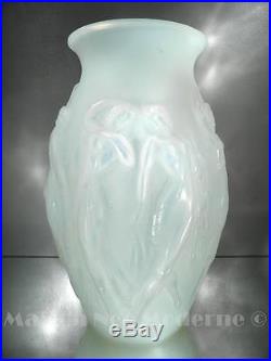 1920-30 Sabino Important Vase Gaieté Verre Soufflé-moulé Opalescent Art Déco