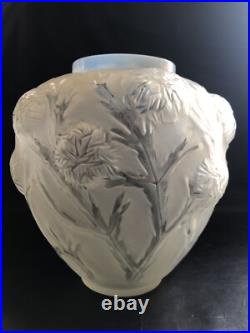 ART DECO VASE SABINO FRANCE CIRCA 1930 Modèle Oursins rare Opalescent ART DECO VASE SABINO FRANCE CIRCA 1930 Modèle Oursins rare Opalescent