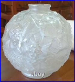 Ancien Vase Boule Verre Pressé Moulé Dépoli Joliment Décoré Art Déco Art Nouveau