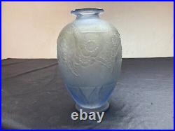 Art Déco Vase en Verre / Vase Marius Sabino France modèles LEA FLEURA