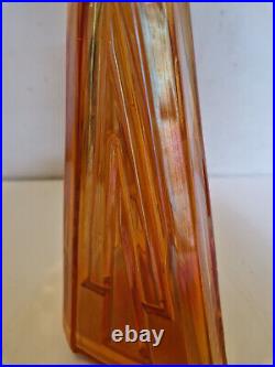 Art déco Grand flacon en verre moulé orange irisé H. 27 cm ca 1930