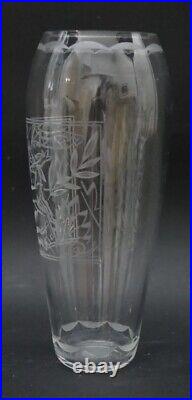 Baccarat Art Deco Rare Vase Oblong Signé A Decor De Cerf Dans Végétaux Stylisés