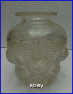 Beau vase VERLYS France en verre époque art déco 1935 à décors originaux