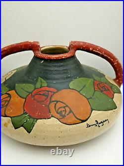 Betzy Augéron, superbe vase en grès, décor roses. ART DECO