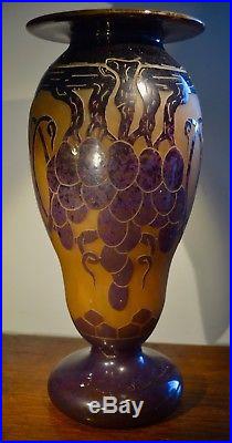 Ch. Schneider Le Verre Français Grand Vase Mauve Raisins Art Déco 1918-20