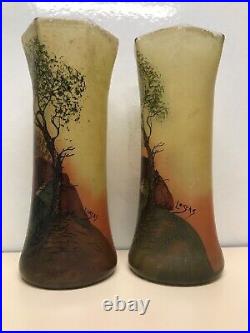 Deux vases art déco signés LEGRAS