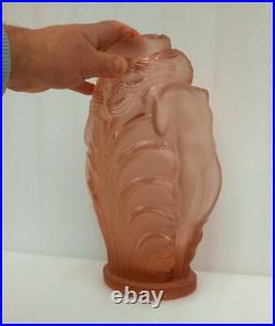 Edmond ETLING Ancien Vase Femmes nymphes Art Déco verre rose pressé moulé Edmond ETLING Ancien Vase Femmes nymphes Art Déco verre rose pressé moulé