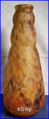GRAND VASE BALUSTRE en VERRE MARMORÉEN tons orangés signé André DELATTE Art Déco GRAND VASE BALUSTRE en VERRE MARMORÉEN tons orangés signé André DELATTE Art Déco
