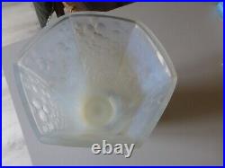 Grand Vase verre opalescent Edmond ETLING modèle Mimosa art déco