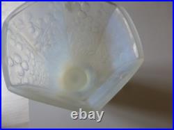 Grand Vase verre opalescent Edmond ETLING modèle Mimosa art déco