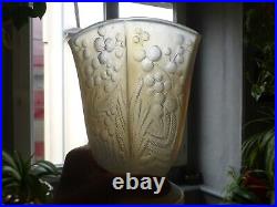 Grand Vase verre opalescent Edmond ETLING modèle Mimosa art déco