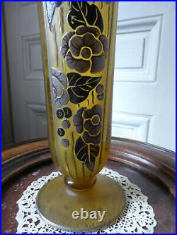 Grand vase Art déco signé d'Argyl