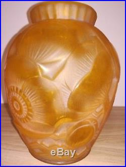 Joli vase art-deco Pierre d'avesn aux pavots, era daum galle muller orange