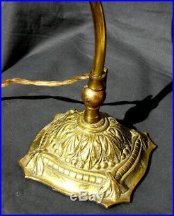 Lampe 1900 avec pied bronze et rare tulipe MULLER étoile, era daum galle vase