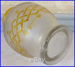 Legras vase art déco émaillé jaune fond givré signé