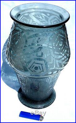 Monumental et superbe vase art-deco DAUM roses stylisées era galle lalique