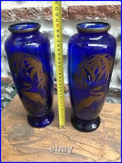 Paire de Beau vases en verre bleu début XXe Art Nouveau Decor Doré Cigogne Grue