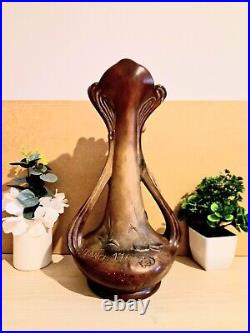 Paire de Vases en Plâtre Marron Numéroté 176 & 177 Marque déposé France