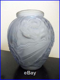 Pierre D'avesn France Vase Bleu En Verre Soufflé Moulé Dépoli Art Déco 1920/30