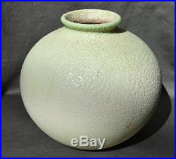 SEVRES VINSARE Vase ovoïde en céramique vermiculée ART DECO Coral Crispe