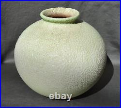 SEVRES VINSARE Vase ovoïde en céramique vermiculée ART DECO Coral Crispe