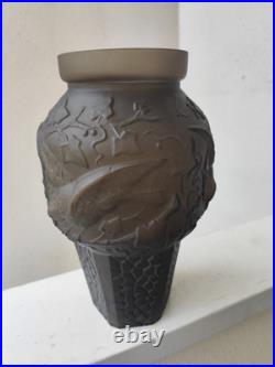 Superbe vase art déco verre fumé pressé moulé oiseau 30cm Goût Avesn