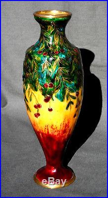 Superbe vase en emaux de Limoges 1920, cerises, era camille faure art-deco