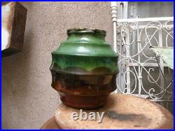 Très jolie vase en terre cuite vernissé, époque Art Déco 1930, 1940. Signée