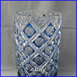 VAL SAINT LAMBERT Grand vase taillé et doublé bleu art déco