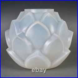 Vase Armorique Art Deco Verre Opalescent Rene Lalique R. Lalique Glass Artichoke