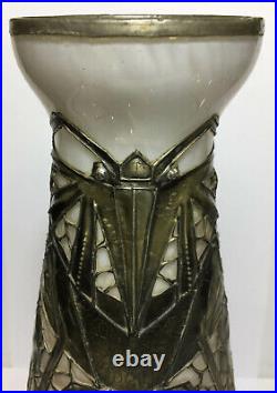 Vase Art Deco Verre avec decoration en étain L. Pignal