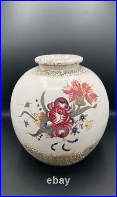 Vase Art Déco signé Louis Dage Céramique peinte à décor floral France 1920 Vase Art Déco signé Louis Dage Céramique peinte à décor floral France 1920