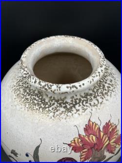 Vase Art Déco signé Louis Dage Céramique peinte à décor floral France 1920 Vase Art Déco signé Louis Dage Céramique peinte à décor floral France 1920
