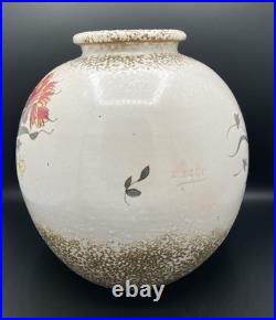 Vase Art Déco signé Louis Dage Céramique peinte à décor floral France 1920 Vase Art Déco signé Louis Dage Céramique peinte à décor floral France 1920