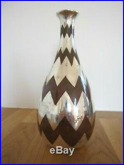 Vase Christofle 1930 Art Deco Frises géométriques Argenté et patiné rouille 24cm