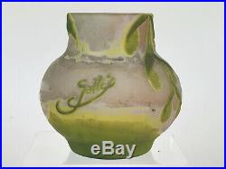 Vase De Gallé Authentique En Verre Multicouche Epoque Art Deco De 9 CM De Haut