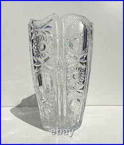 Vase En Cristal Taillé époque Art Déco, de toute beauté