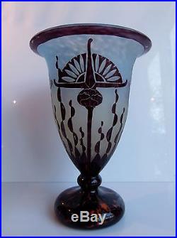 Vase Le Verre Francais En Pate De Verre Multicouche Epoque Art Deco