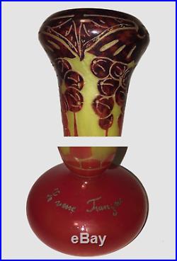 Vase Le Verre Français, circa 1920 Art Deco à décor de raisins, Orange et Jaune