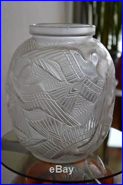 Vase Pierre d'Avesn Art déco style Lalique Daum Sabino Verlys Muller