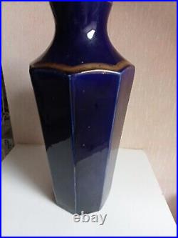 Vase ancien bleu cobalte moulin des loups hauteur 31 cm x 14 cm