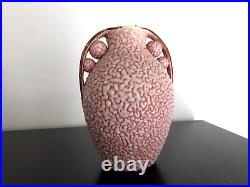 Vase art-déco dans le goût de Jean Besnard vieux rose émail crispé PORT OFFERT