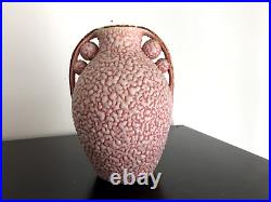 Vase art-déco dans le goût de Jean Besnard vieux rose émail crispé PORT OFFERT