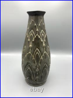 Vase art déco en étain pur signé LAVEUR vintage ancien étain repoussé Vase art déco en étain pur signé LAVEUR vintage ancien étain repoussé