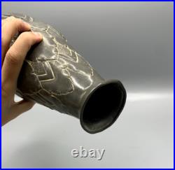 Vase art déco en étain pur signé LAVEUR vintage ancien étain repoussé Vase art déco en étain pur signé LAVEUR vintage ancien étain repoussé
