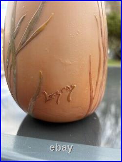 Vase art déco en pâte de verre signé Legras No Daum No Galle