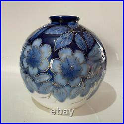 Vase boule en porcelaine de Limoges Camille Tharaud Fleurs Bleu or fin art deco