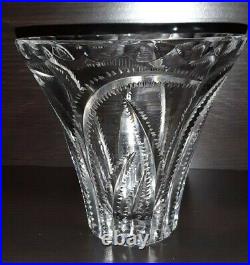 Vase en cristal taillé et ciselé art déco signé Daum Nancy France de 1924-1939