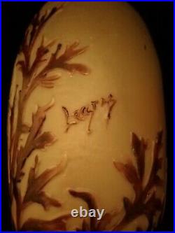 Vase en verre givré signé LEGRAS art deco vers 1900