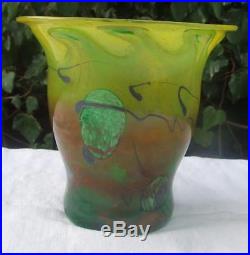 Vase en verre soufflé à décor d'inclusions signé J. P. MATEUS VERRERIE D'ART Déco